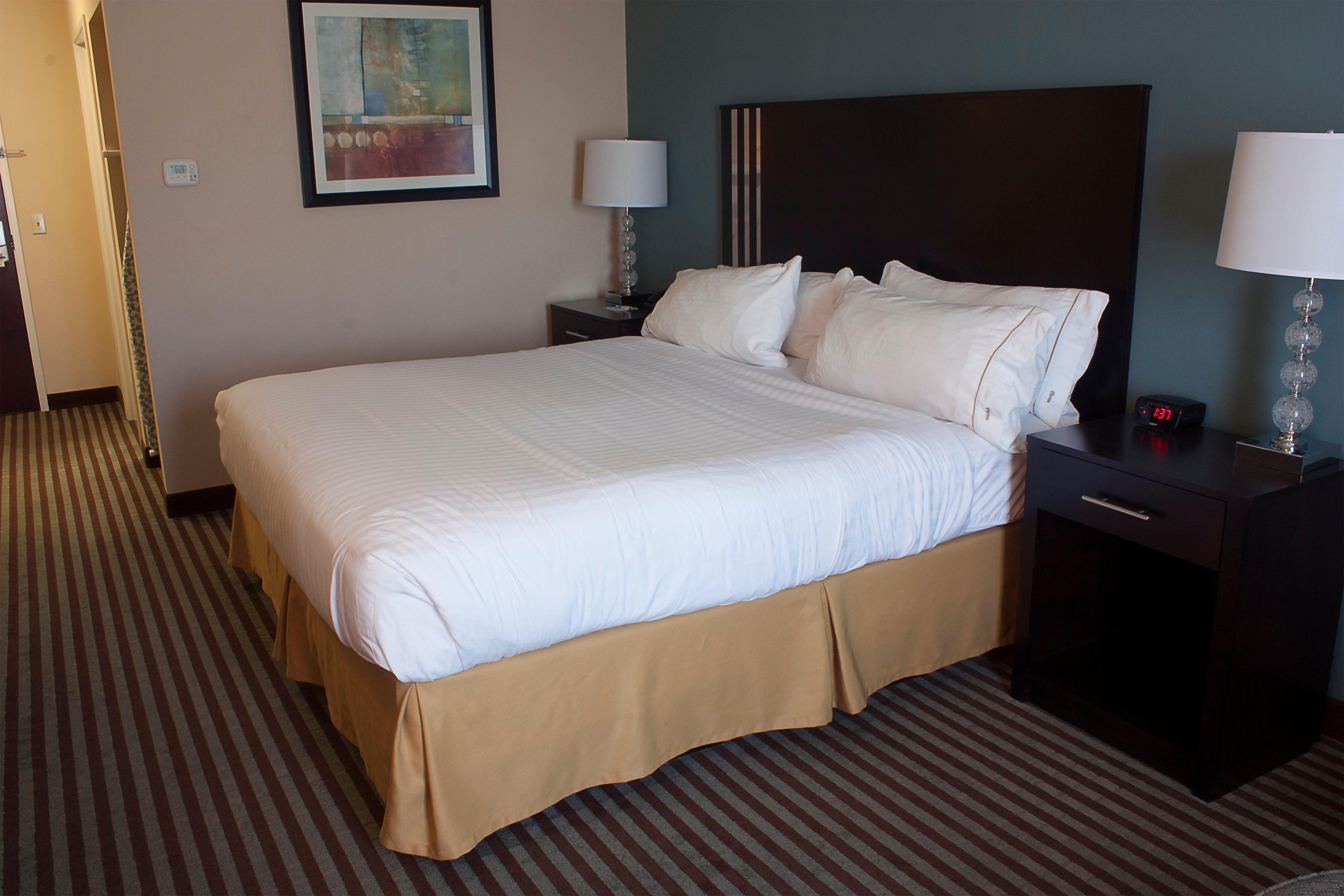 Holiday Inn Express & Suites Youngstown West I 80, An Ihg Hotel Экстерьер фото