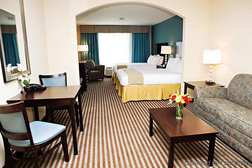 Holiday Inn Express & Suites Youngstown West I 80, An Ihg Hotel Номер фото